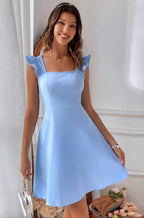 Vestido corto con nudo de lazo en la espalda - Claudia